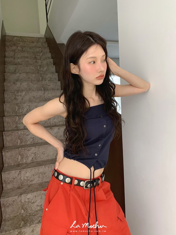 平口翻領設計排扣背心